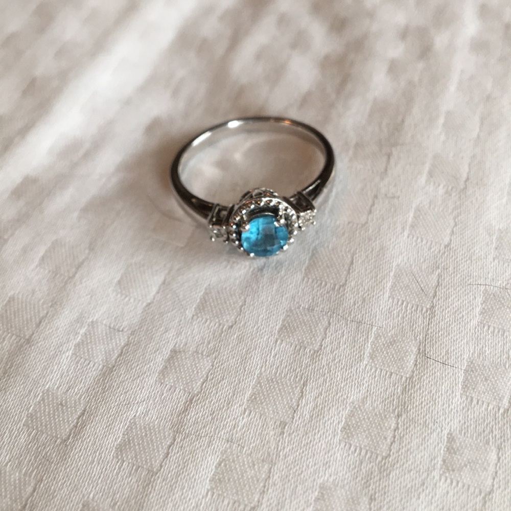 Blue topaz ring